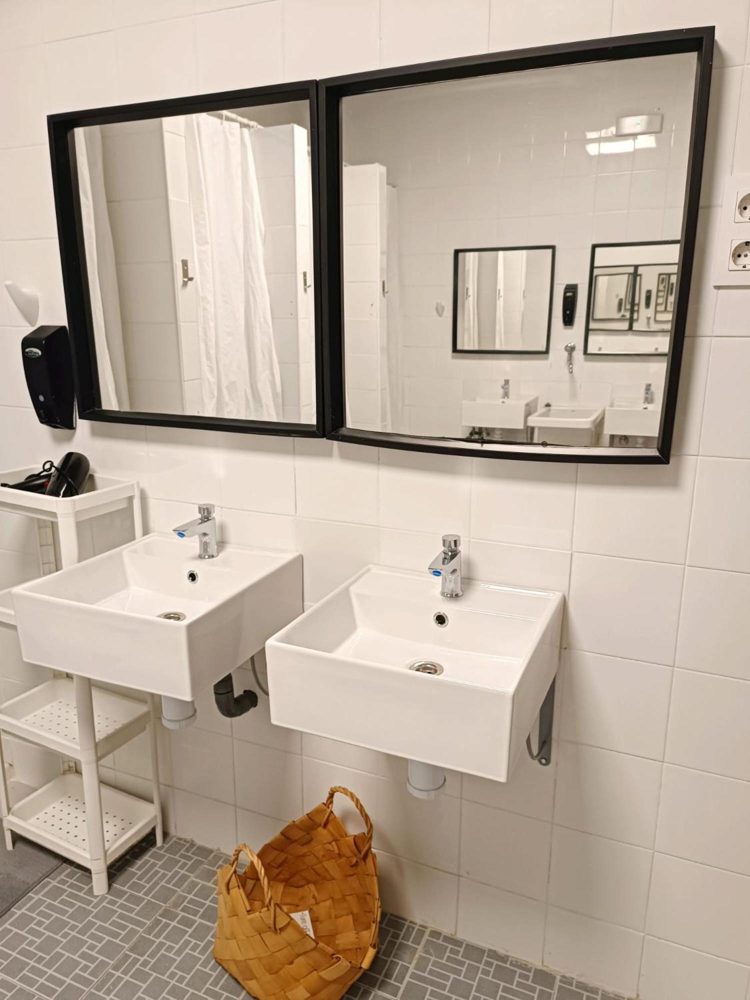 Hostel Nomada San Vicente De La Barquera Bagian luar foto